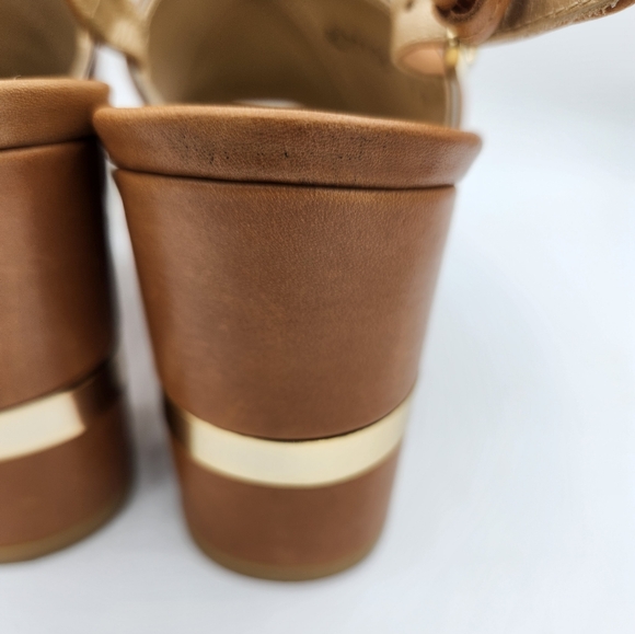 Stuart Weitzman Maxwell Midheel Kidskin sandal - Picture 12 of 14